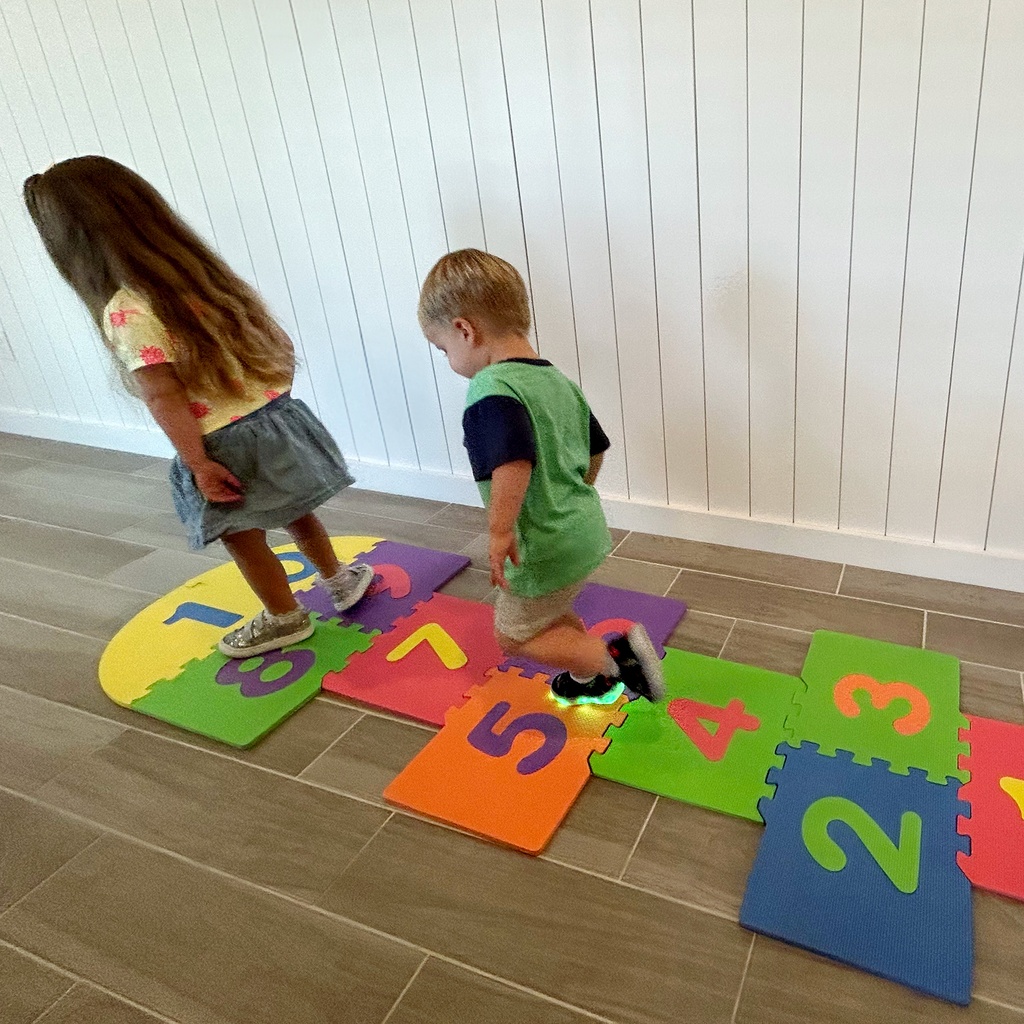 Interlocking Hopscotch Tiles Foam Play Mat for Kids 10 Tiles & 2 Markers