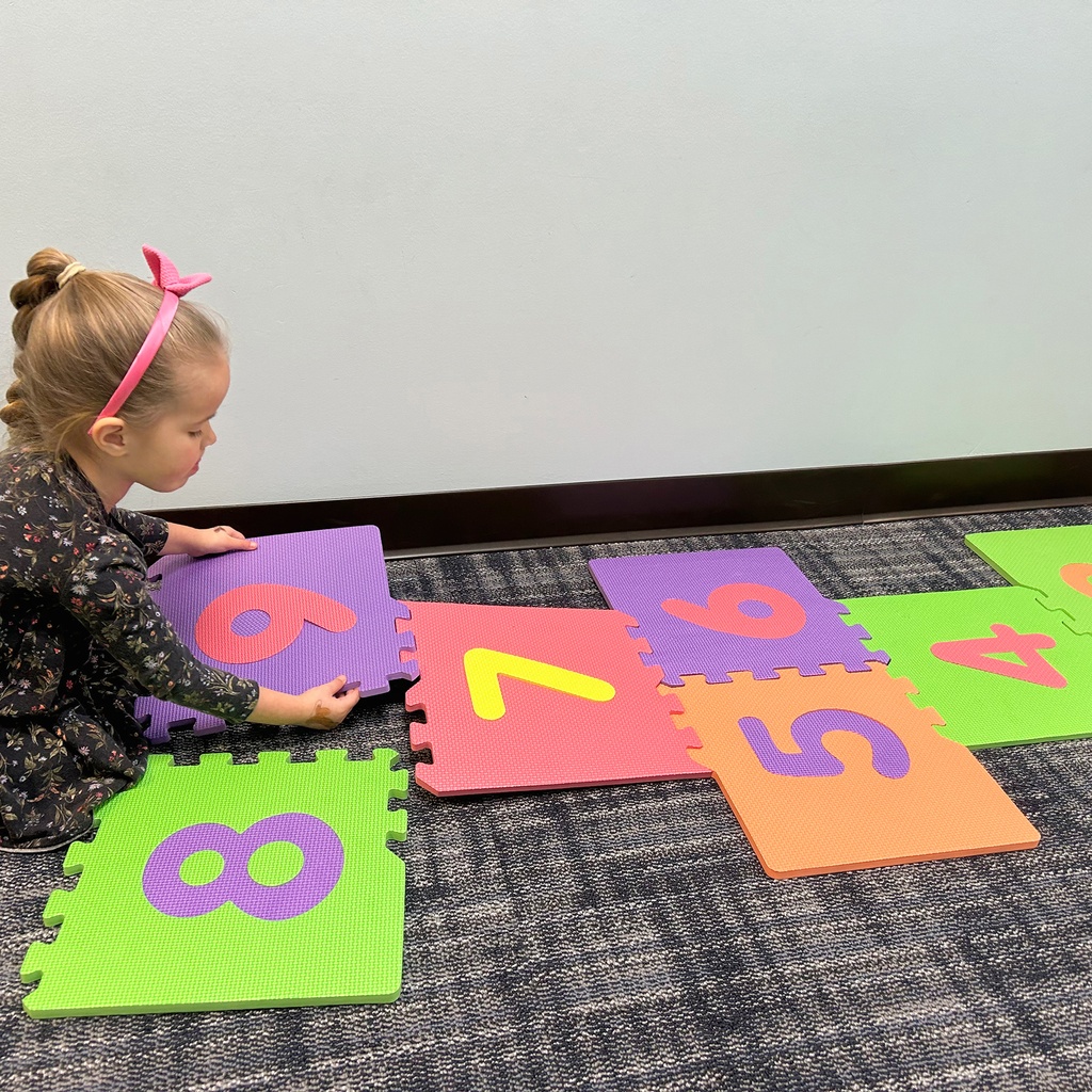 Interlocking Hopscotch Tiles Foam Play Mat for Kids 10 Tiles & 2 Markers